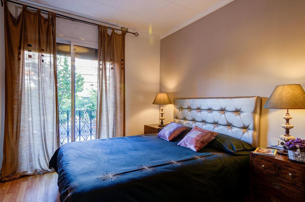 Valencia Suite Archsenseapartments Barcelone Extérieur photo